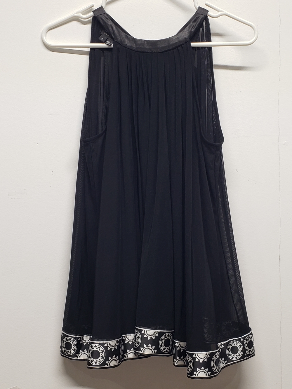Nicole by Nicole Miller Black Sheer Overlay Blouse Aztec Border Hem Size 8 Flowy